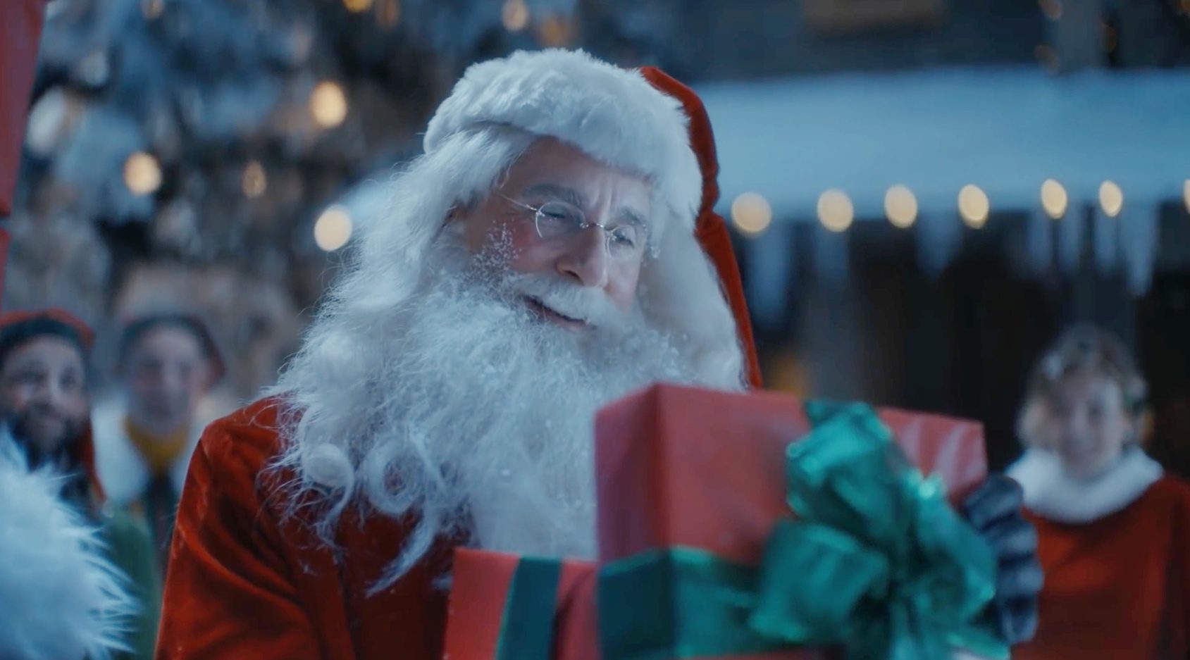 Four Great Holiday Ads You Need to See Right Now